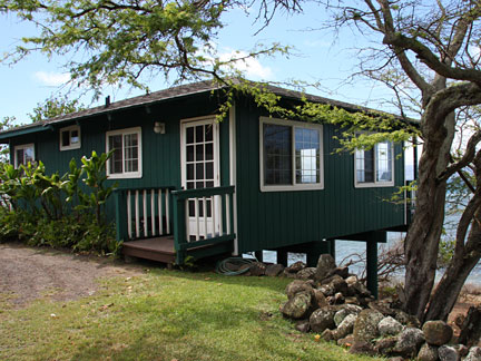 Vacation Al Puunana Beachfront Cottage Molokai Hawaii